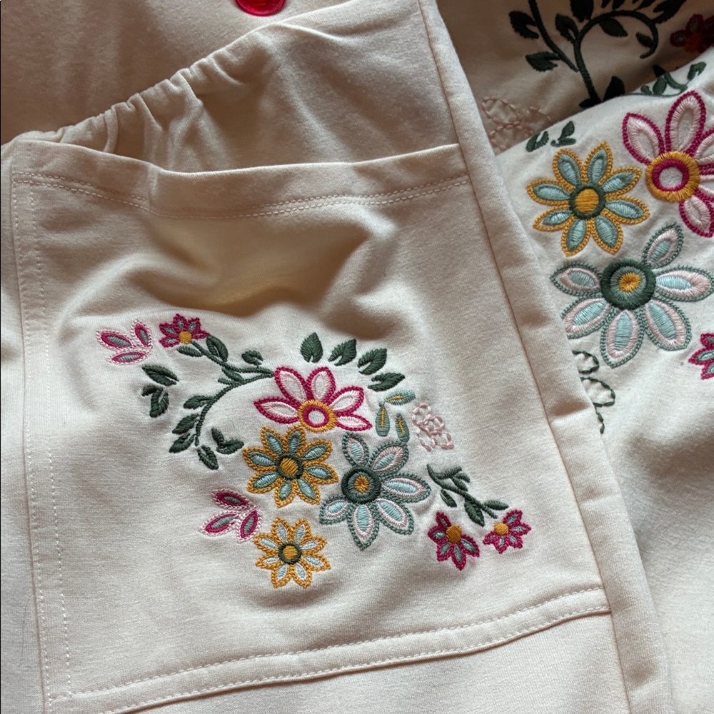 LOGO by Lori Goldstein Cream Floral Embroidered Lounge set - Picture 4 of 6